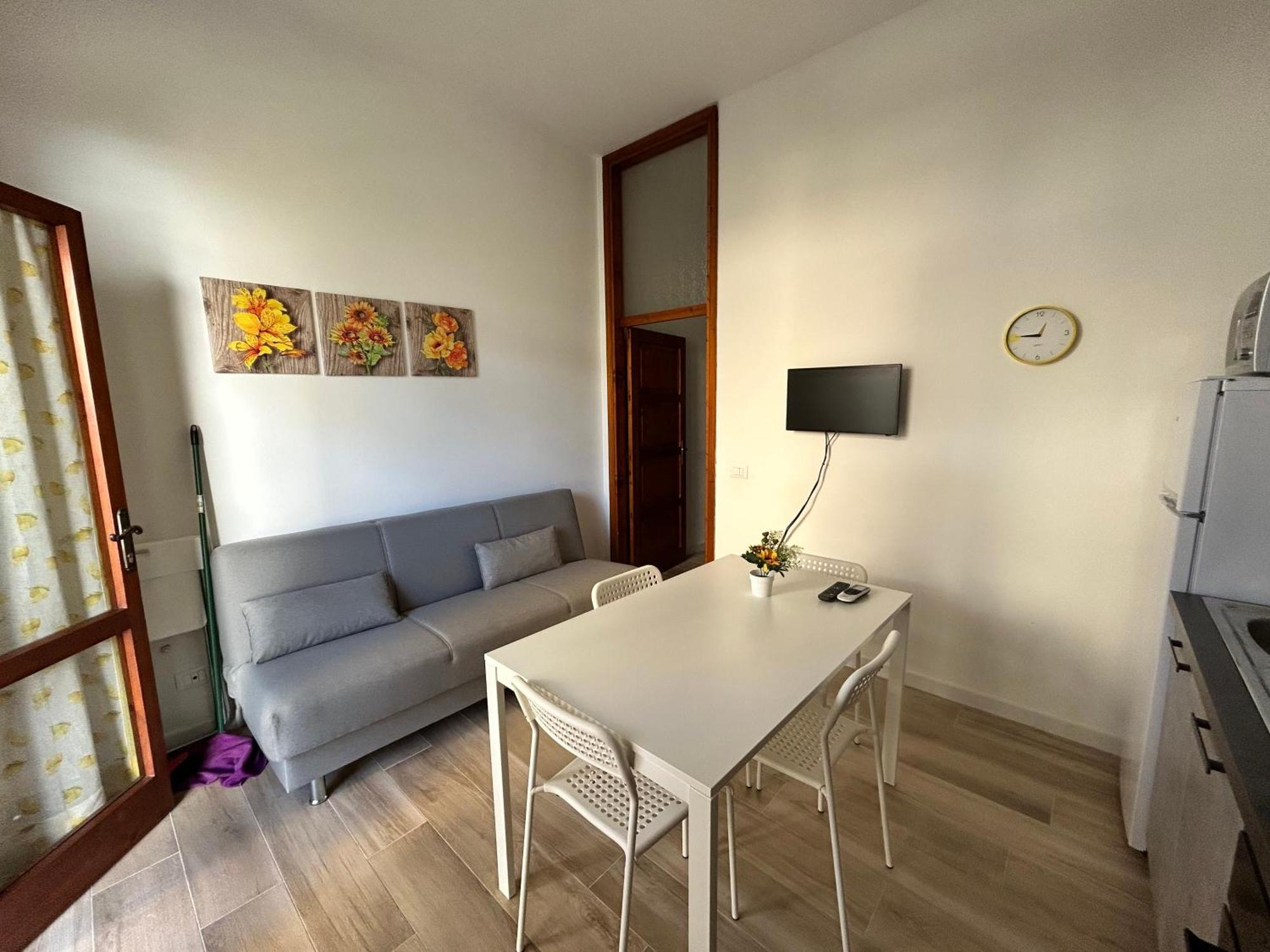 Sunflowers House Punta Marina Bagian luar foto