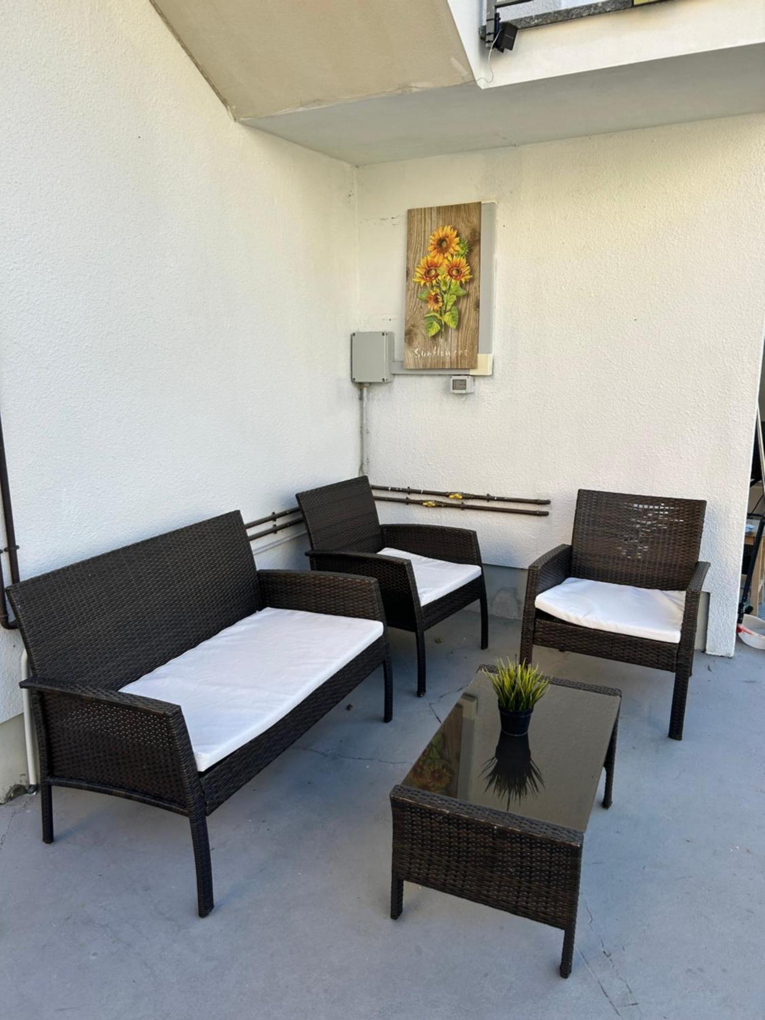 Sunflowers House Punta Marina Bagian luar foto